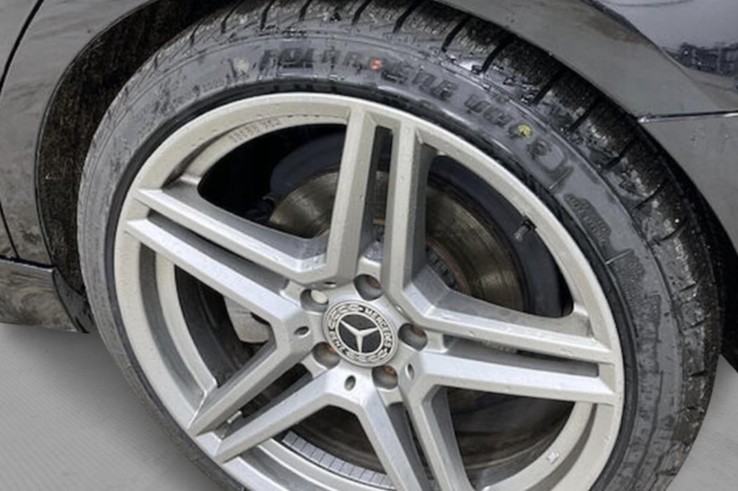 MERCEDES-BENZ C 2023