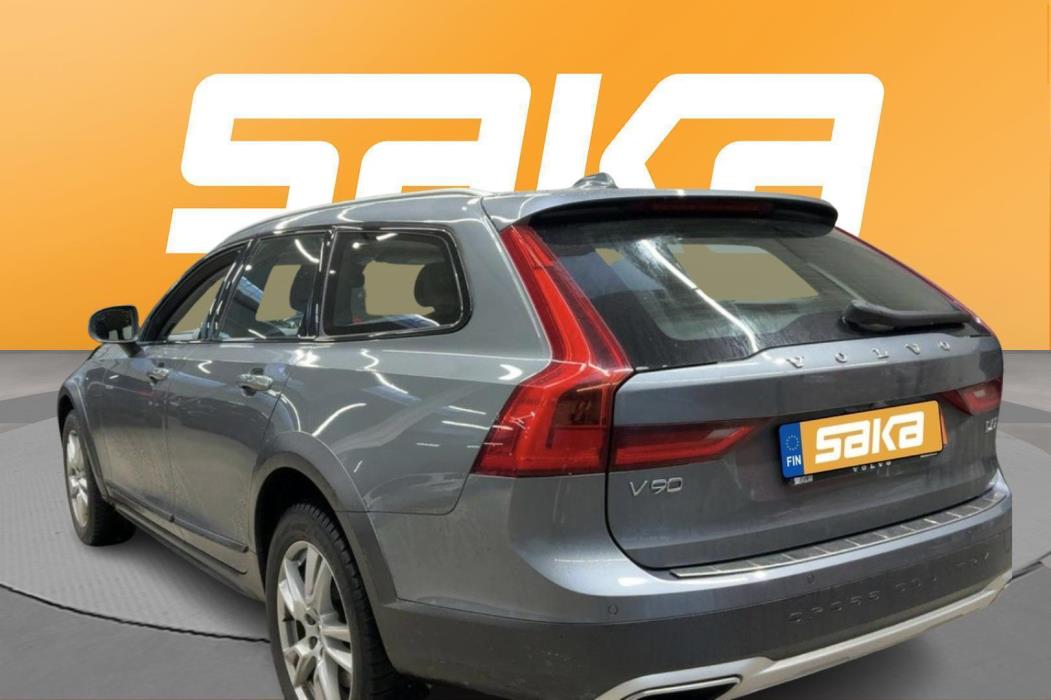 VOLVO V90 Cross Country 2020