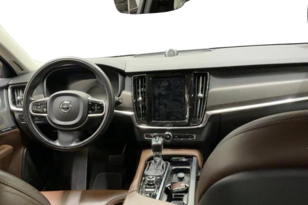 VOLVO V90 Cross Country 2020
