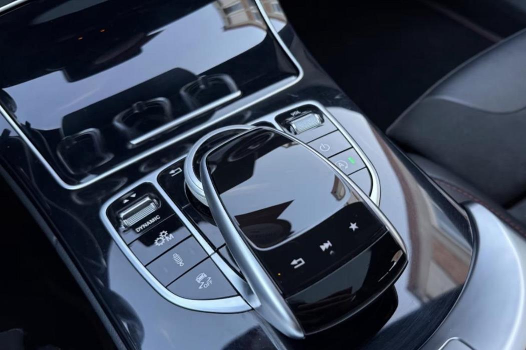 MERCEDES-BENZ C 43 AMG 2017