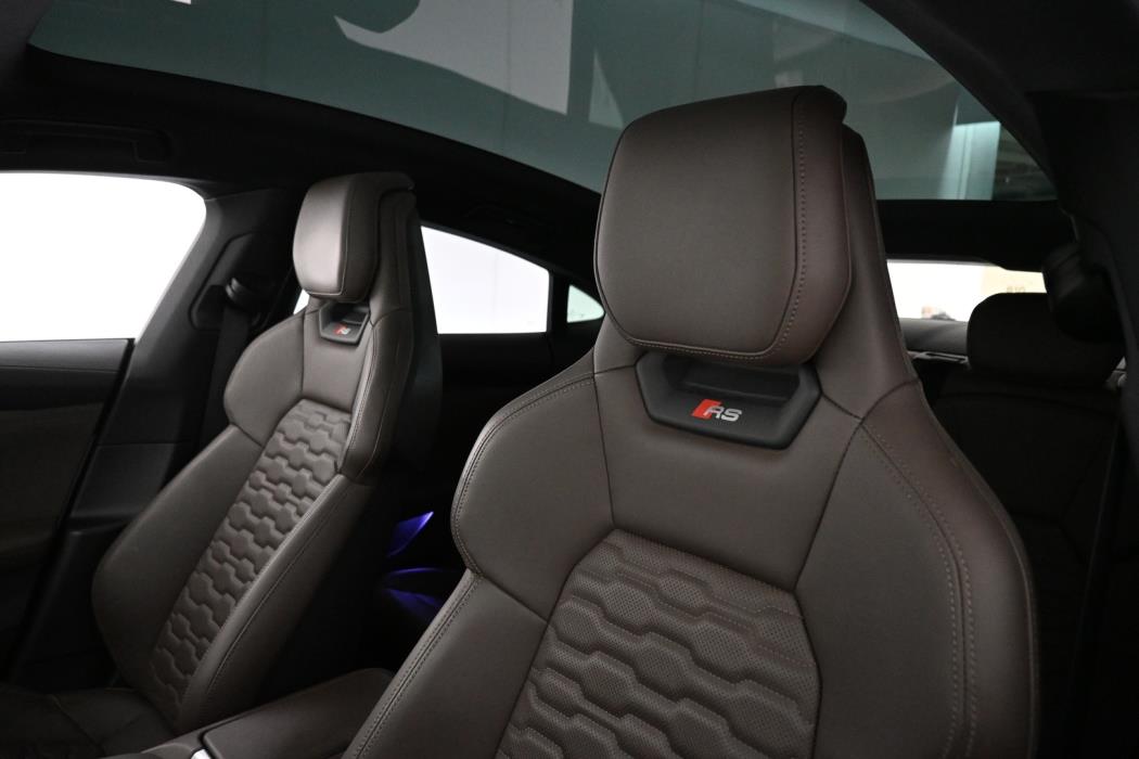 AUDI E-TRON GT RS 2023