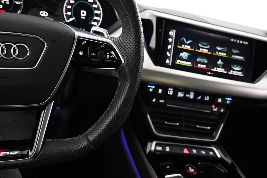 AUDI E-TRON GT RS 2023
