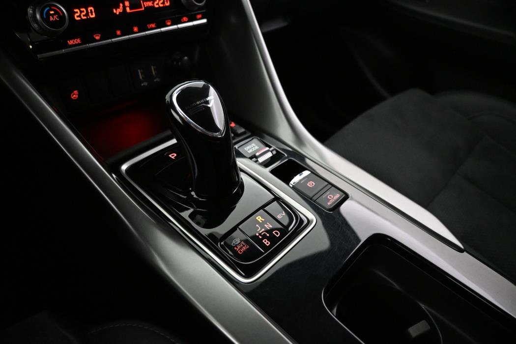 MITSUBISHI Eclipse Cross 2024