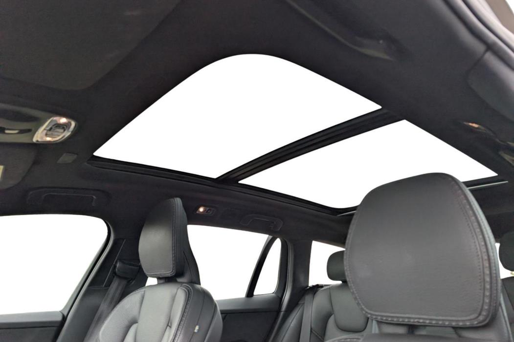 VOLVO V60 Cross Country 2019