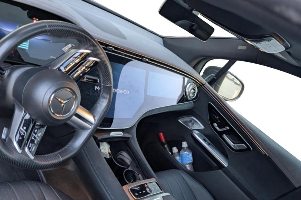 MERCEDES-BENZ EQE SUV 2023