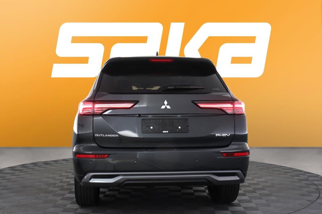 MITSUBISHI Outlander 2025