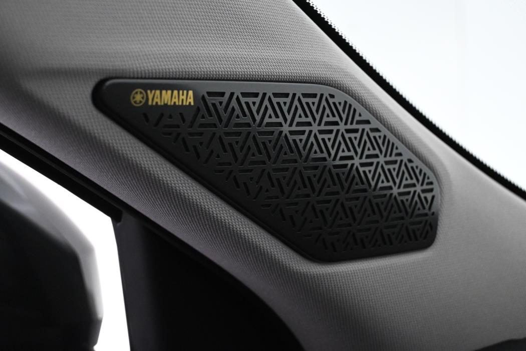 MITSUBISHI Outlander 2025