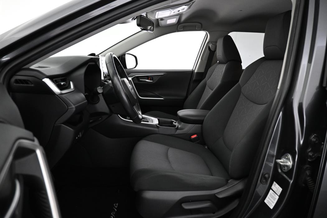 TOYOTA RAV4 2020