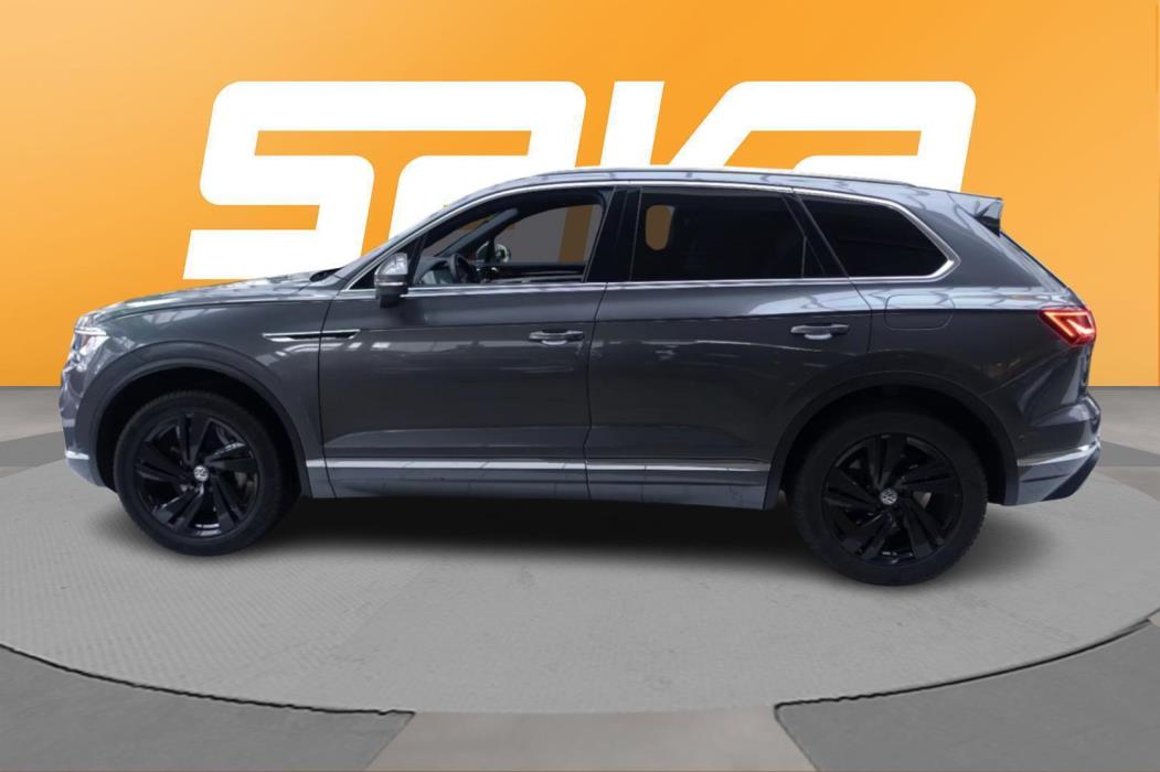 VOLKSWAGEN Touareg 2023