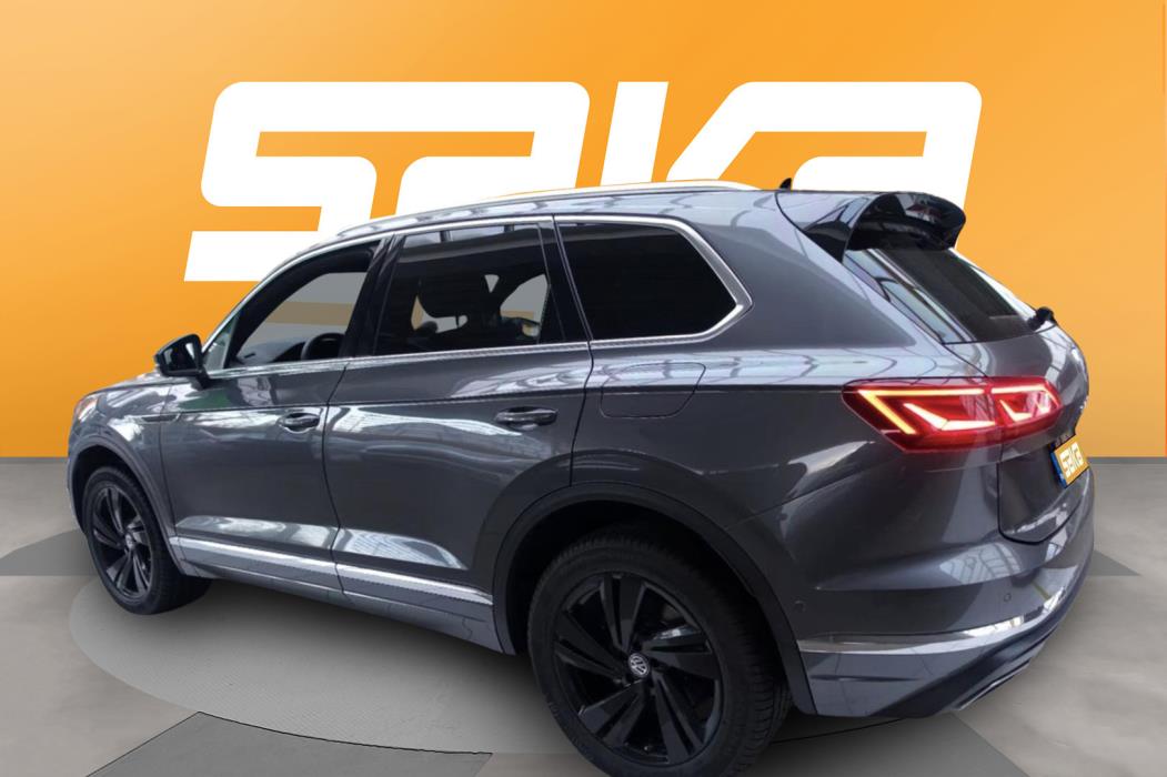 VOLKSWAGEN Touareg 2023