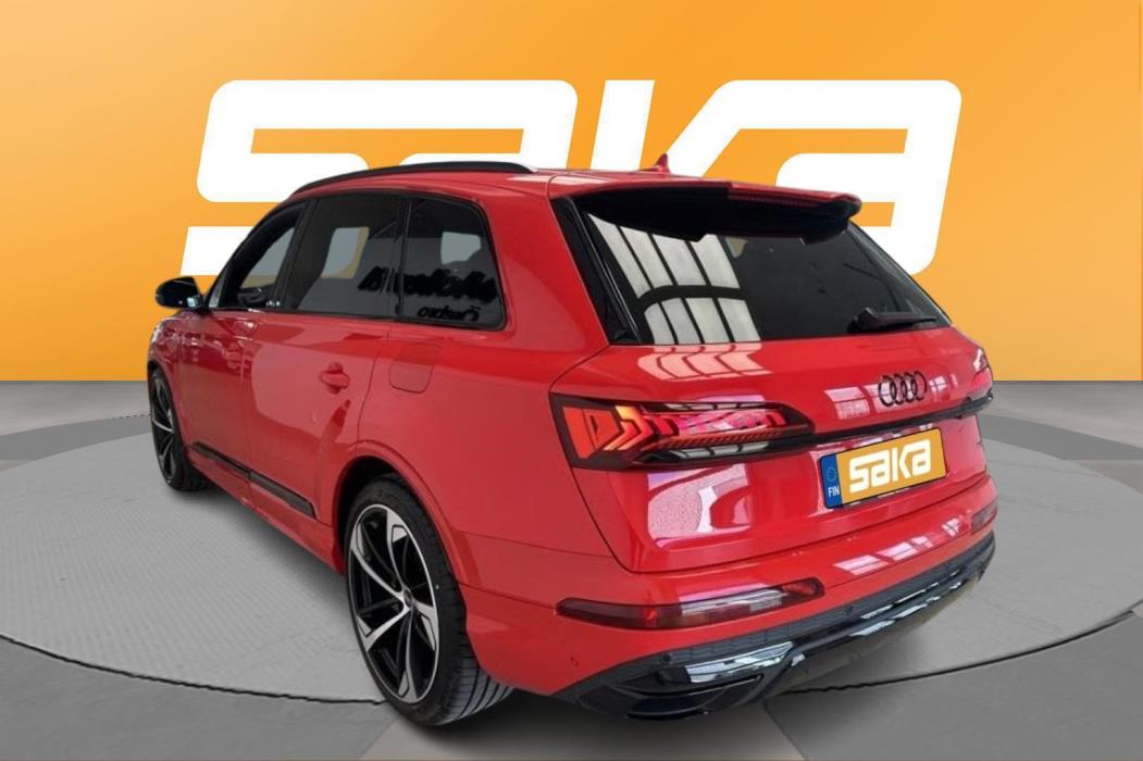 AUDI Q7 2023