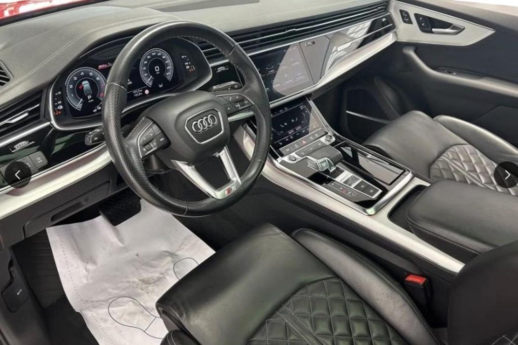 AUDI Q7 2023