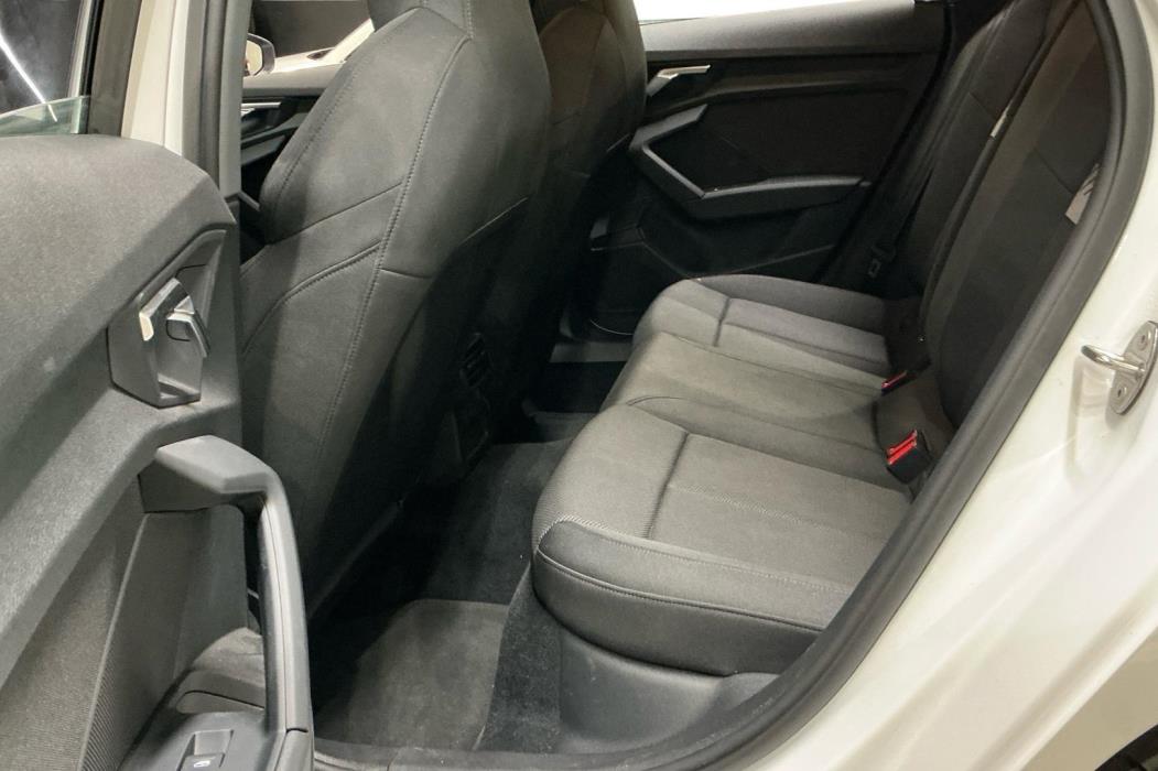 AUDI A3 2024