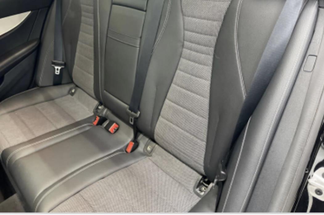 MERCEDES-BENZ E 2022