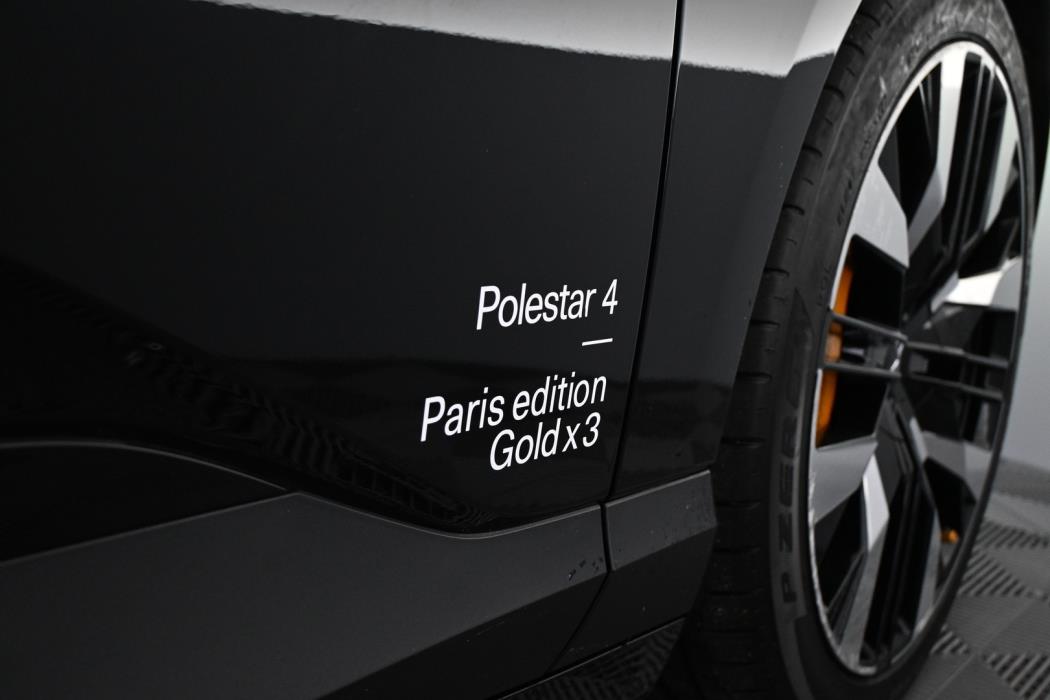 POLESTAR 4 2025