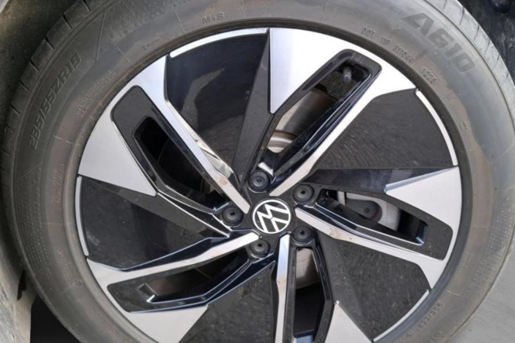 VOLKSWAGEN ID.4 2023