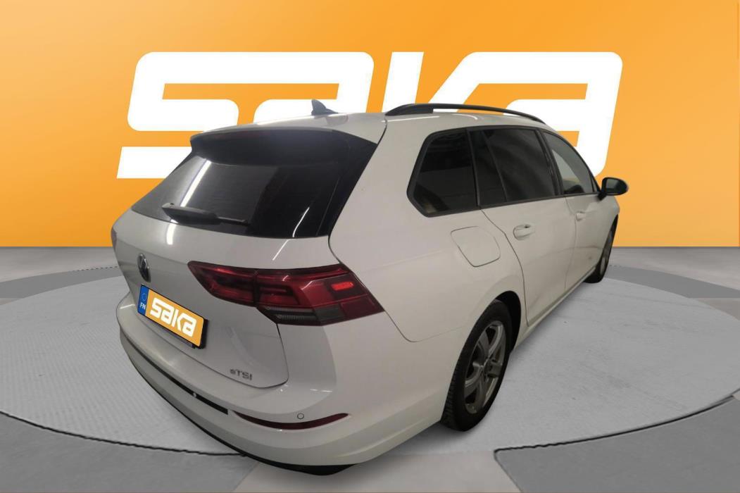 VOLKSWAGEN Golf 2021