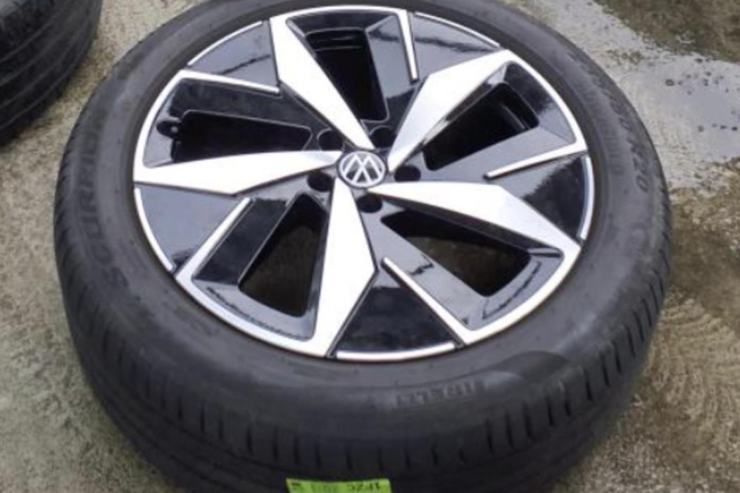 VOLKSWAGEN ID.5 2023