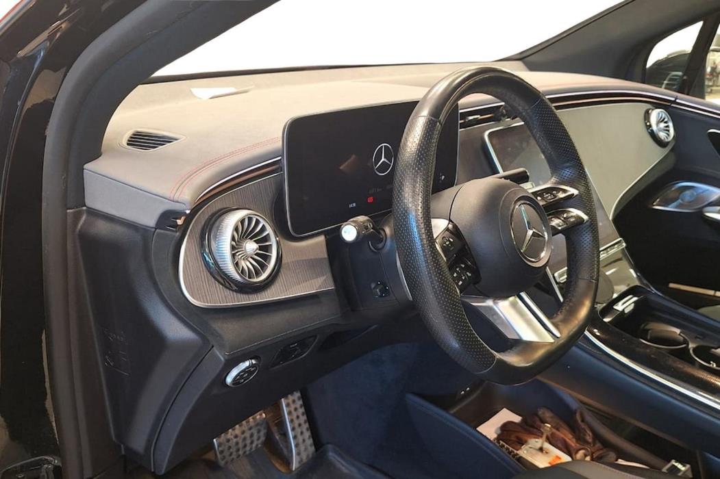 MERCEDES-BENZ EQE SUV 2023