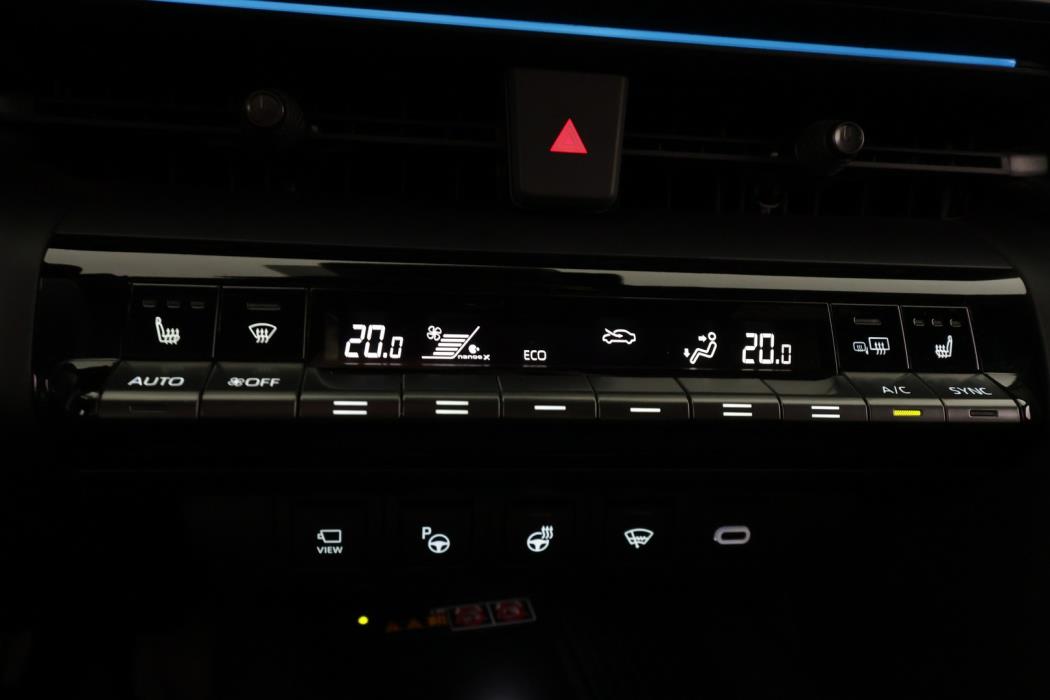 TOYOTA C-HR 2024