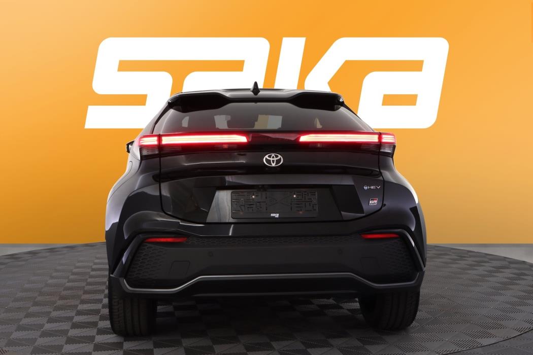 TOYOTA C-HR 2024