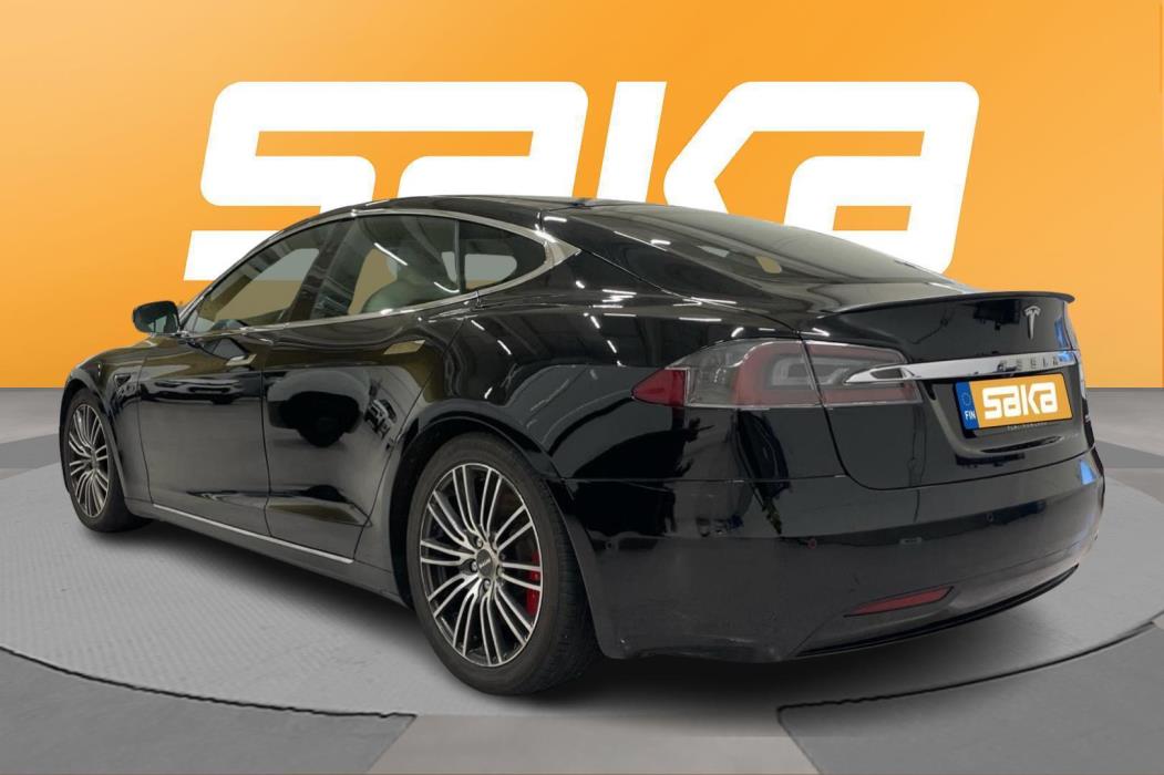 TESLA Model S 2020