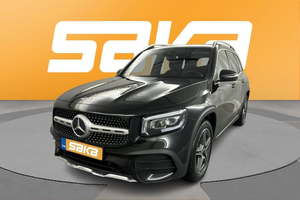 MERCEDES-BENZ GLB 2023