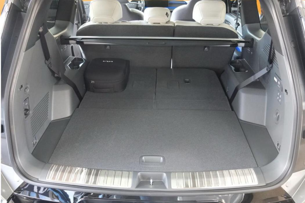 KIA EV9 2024