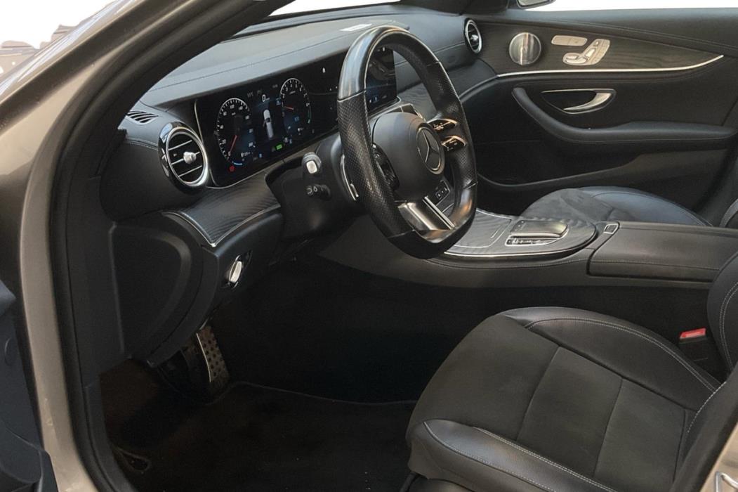 MERCEDES-BENZ E 2021