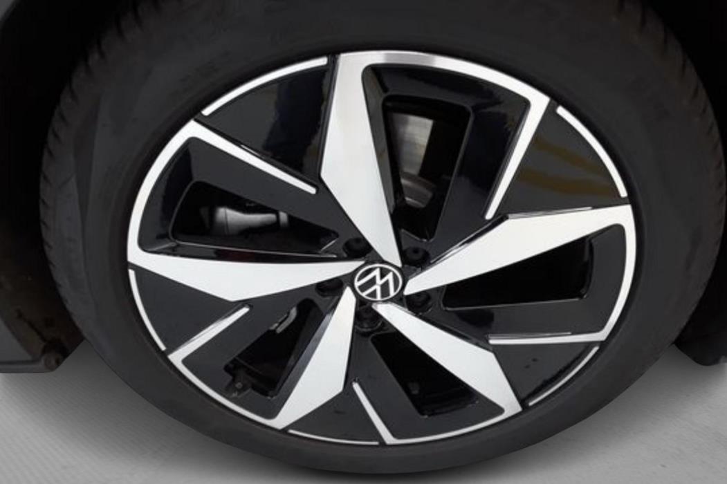 VOLKSWAGEN ID.5 2025