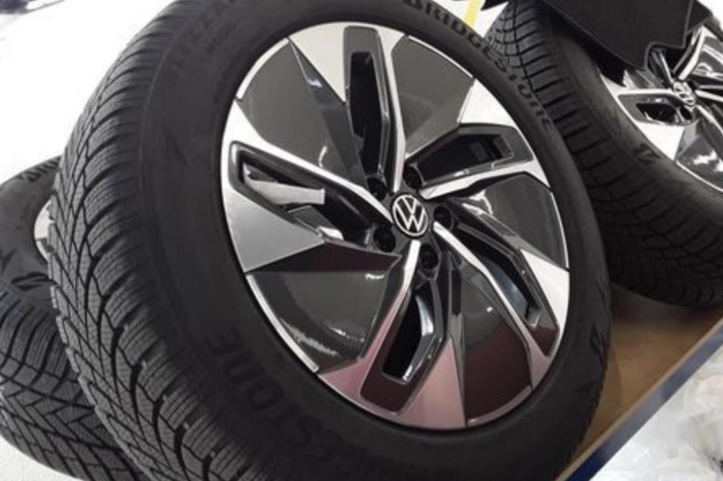 VOLKSWAGEN ID.5 2025