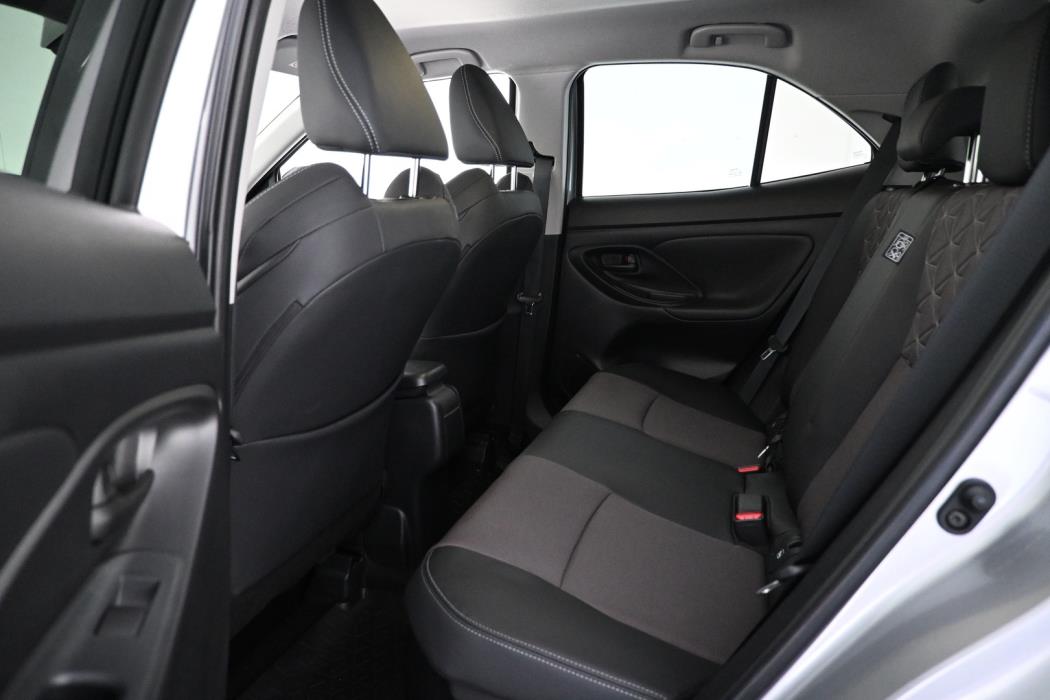 TOYOTA Yaris Cross 2024