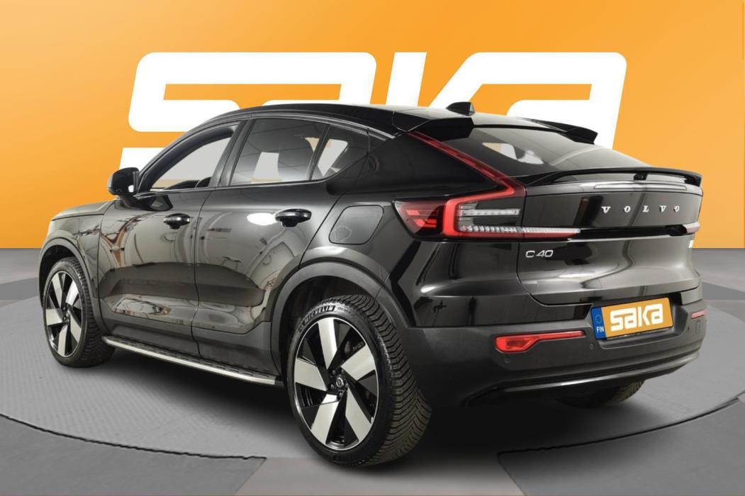 VOLVO C40 2024
