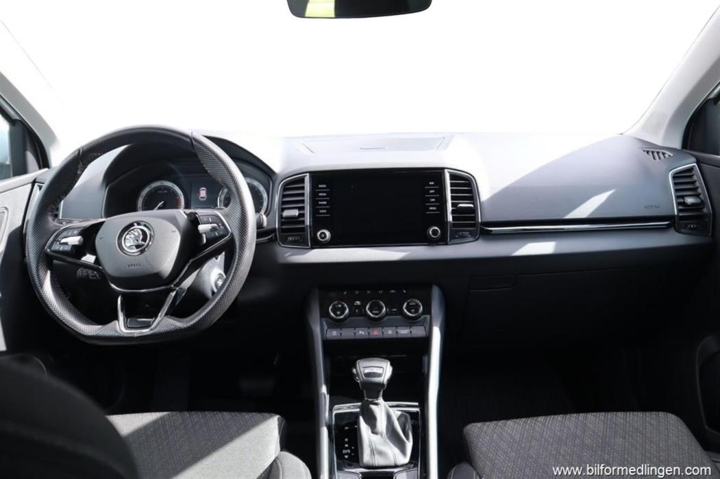 SKODA Karoq 2023