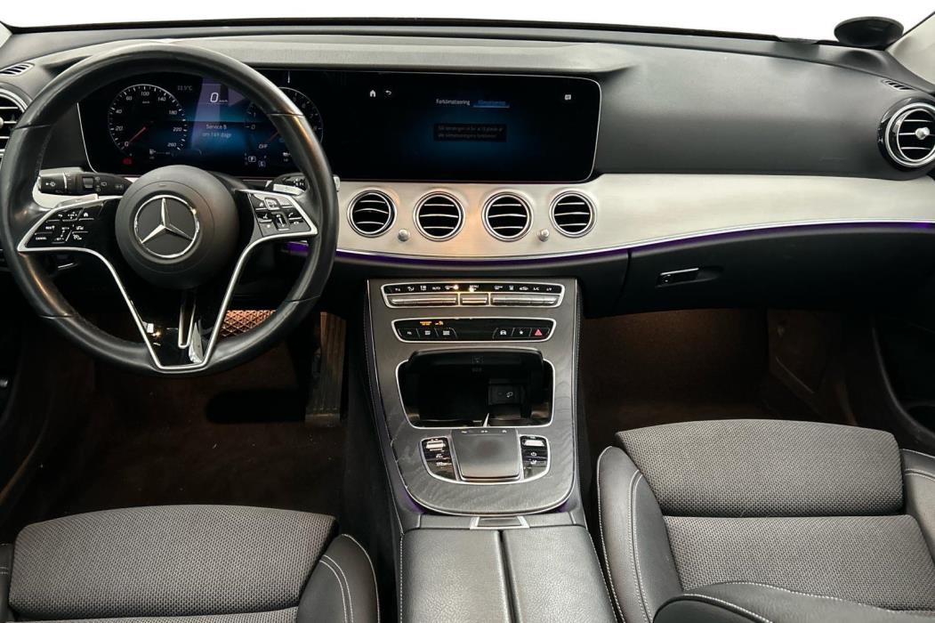 MERCEDES-BENZ E 2022