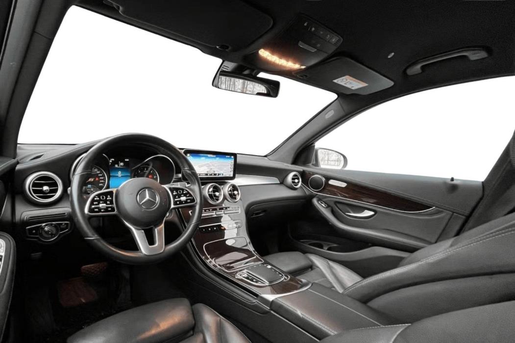 MERCEDES-BENZ GLC 2020