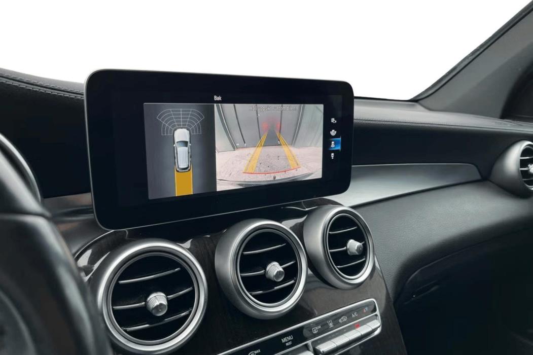 MERCEDES-BENZ GLC 2020