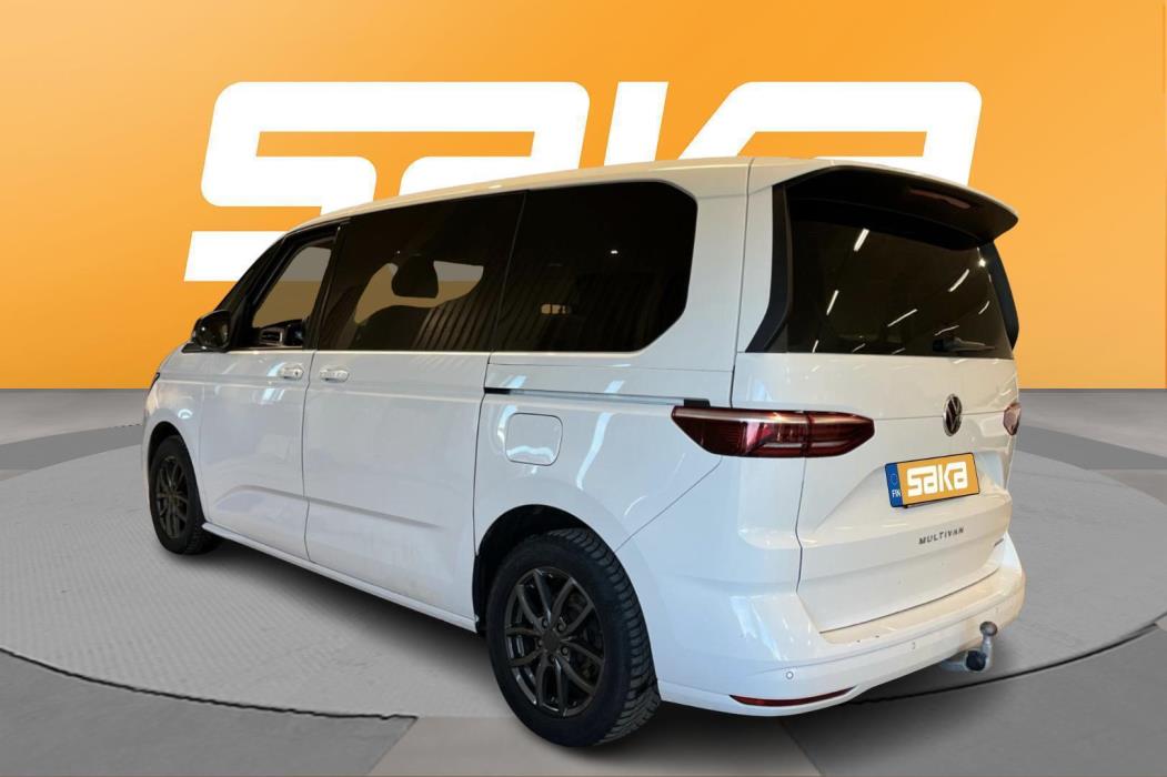 VOLKSWAGEN Multivan 2023