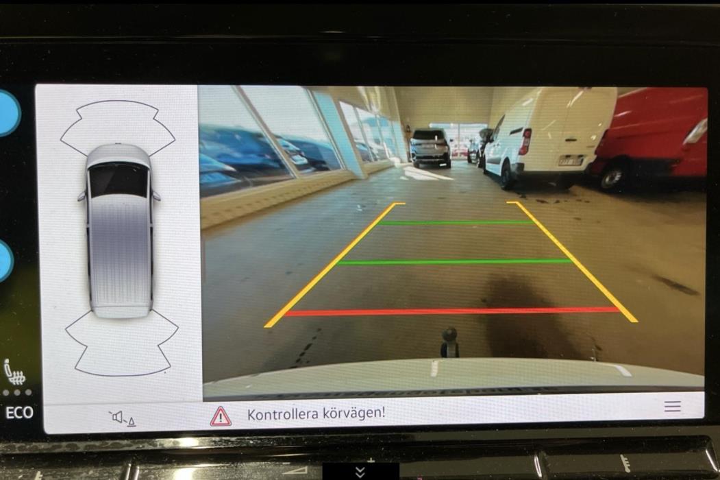 VOLKSWAGEN Multivan 2023