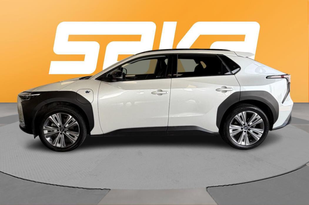 SUBARU Solterra 2023