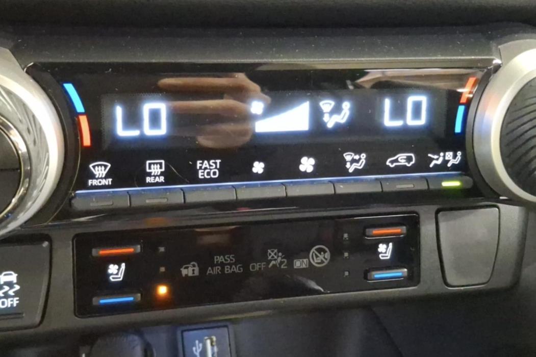 TOYOTA RAV4 Plug-in 2023