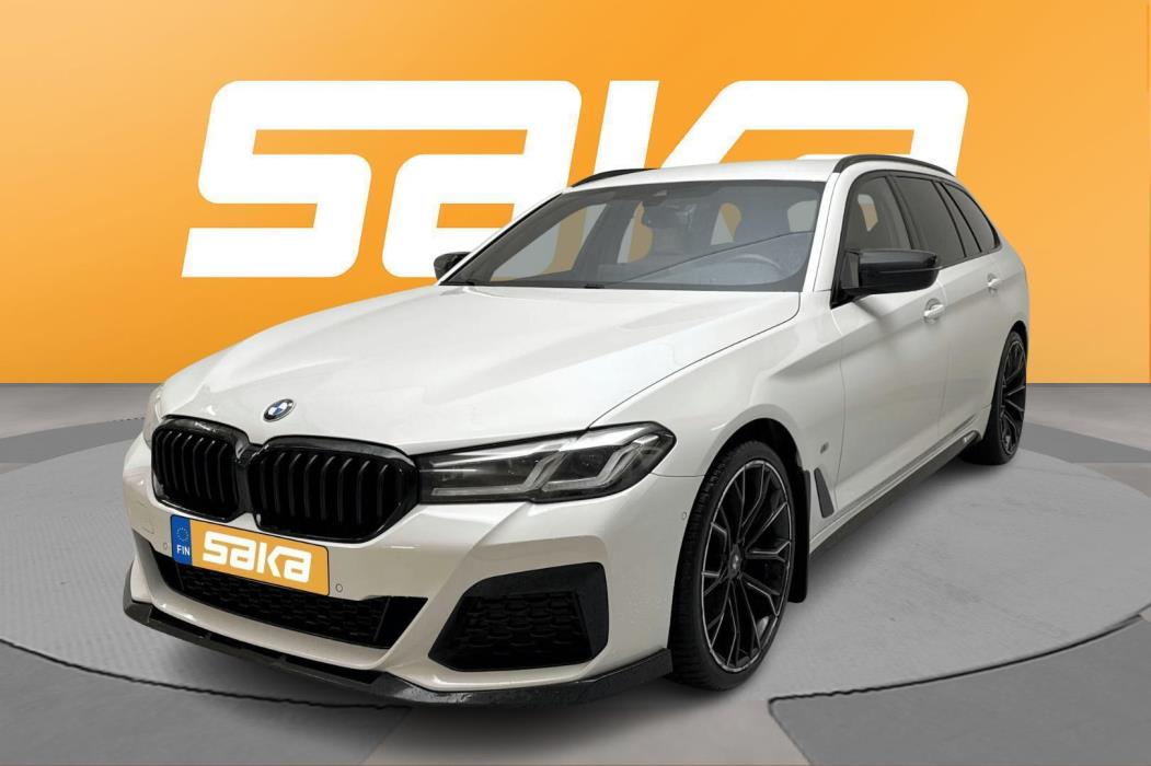 BMW 520 2022