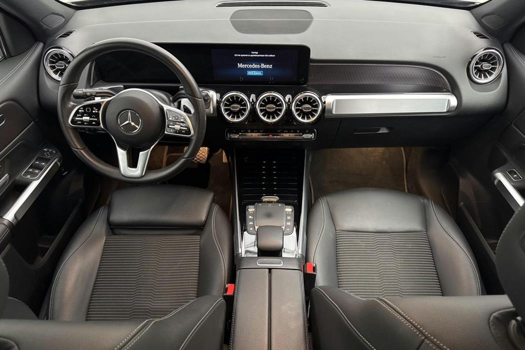 MERCEDES-BENZ EQB 2023