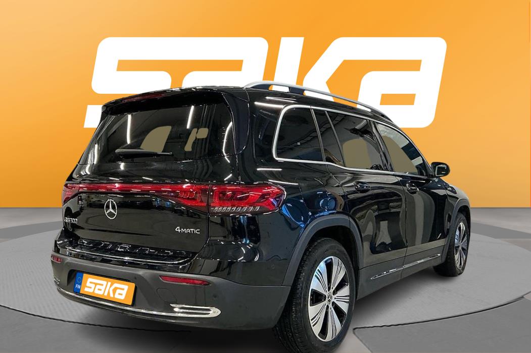 MERCEDES-BENZ EQB 2023