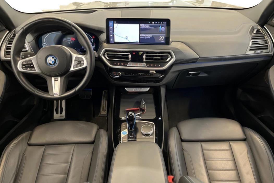 BMW iX3 2023