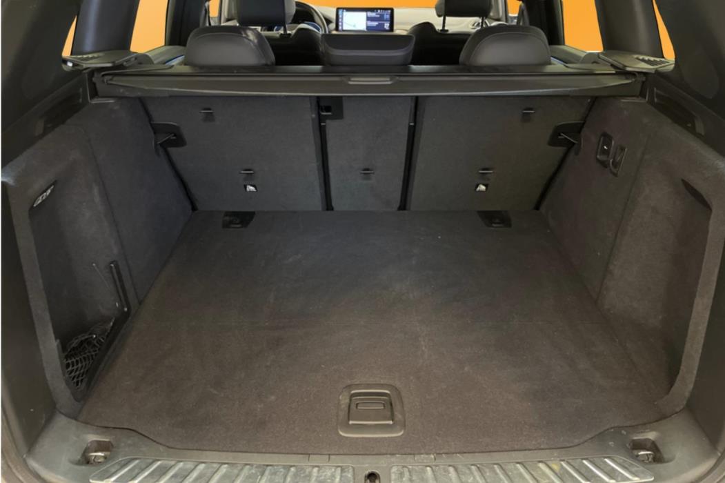 BMW iX3 2023