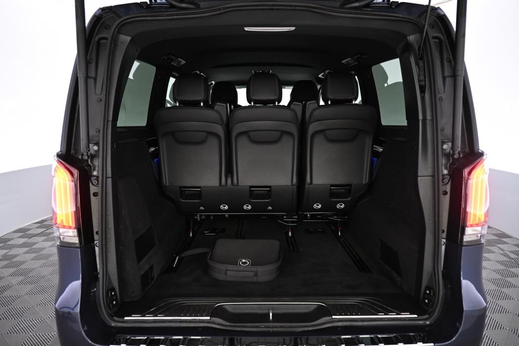 MERCEDES-BENZ EQV 2025
