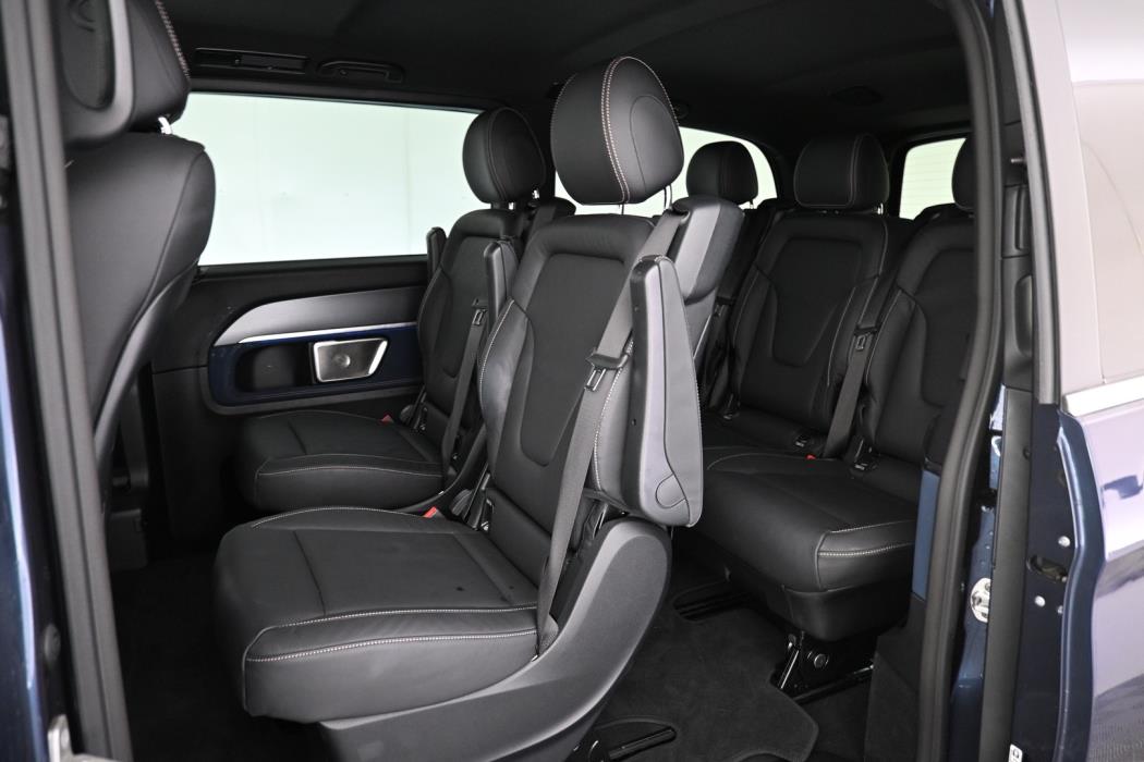 MERCEDES-BENZ EQV 2025