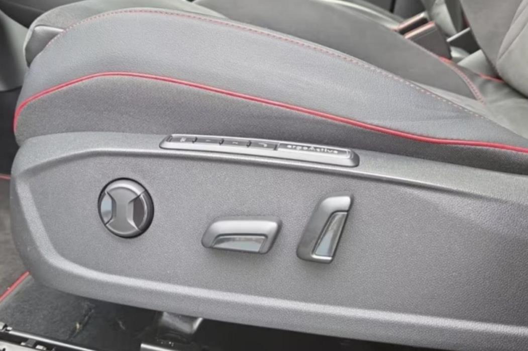 VOLKSWAGEN ID.4 2023