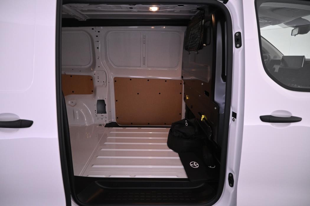 TOYOTA Proace EV 2025